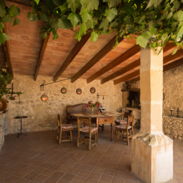 Terrace with dining room