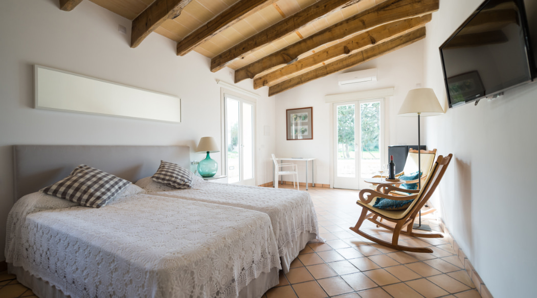 General view of one of the rooms of Can Feliu